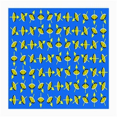 Illusory Motion Of Each Grain Arrow Blue Medium Glasses Cloth (2-side)