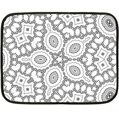 Scope Random Black White Fleece Blanket (mini)