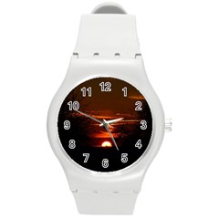 Sunset Sun Fireball Setting Sun Round Plastic Sport Watch (m) by Simbadda