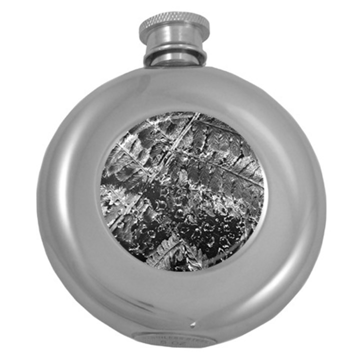 Fern Raindrops Spiderweb Cobweb Round Hip Flask (5 oz)