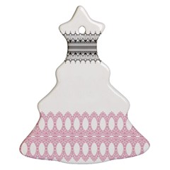 Crown King Quinn Chevron Wave Pink Black Ornament (christmas Tree) 