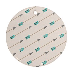 Arrow Quilt Ornament (round)