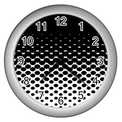 Halftone Gradient Pattern Wall Clocks (silver) 