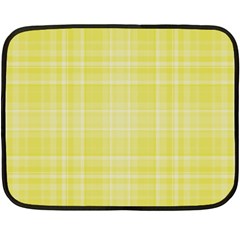 Plaid Design Fleece Blanket (mini)