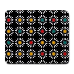 White Daisies Pattern Large Mousepads by linceazul