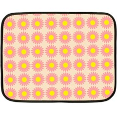 Pattern Flower Background Wallpaper Fleece Blanket (Mini)