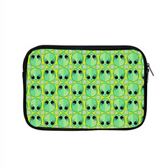 Alien Pattern Apple Macbook Pro 15  Zipper Case