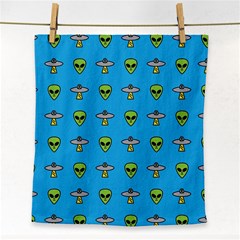 Alien Pattern Face Towel by BangZart