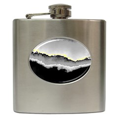 Ombre Hip Flask (6 Oz) by ValentinaDesign