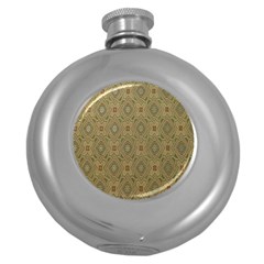 P¨|cs Hungary City Five Churches Round Hip Flask (5 oz)