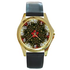 Christmas Wreath Stars Green Red Elegant Round Gold Metal Watch