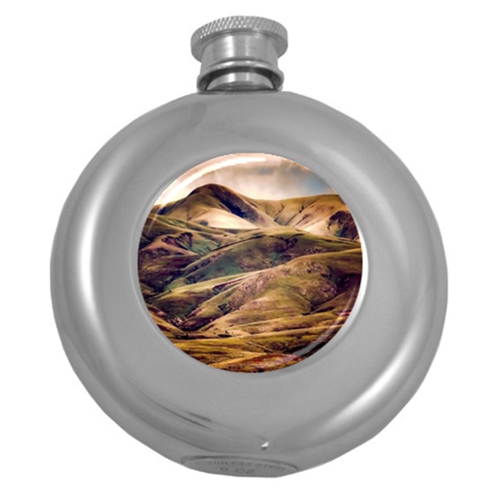 Iceland Mountains Sky Clouds Round Hip Flask (5 oz)