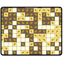 Autumn Leaves Pattern Fleece Blanket (medium) 