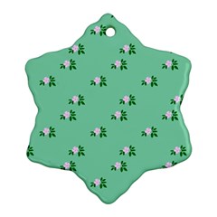 Pink Flowers Green Big Ornament (snowflake)