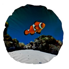 Clownfish 1 Large 18  Premium Flano Round Cushions by trendistuff