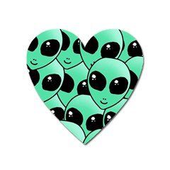 Alien Heart Magnet by Sapixe