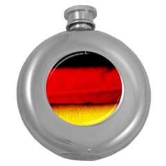 Colors And Fabrics 7 Round Hip Flask (5 Oz)