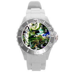 Bow Of Scorpio Before A Butterfly 8 Round Plastic Sport Watch (l)