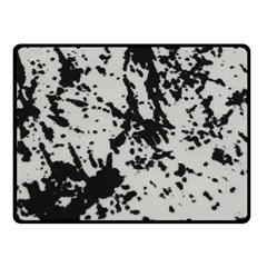 Fabric Texture Painted White Soft Fleece Blanket (small)