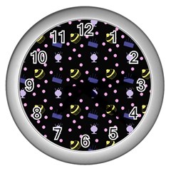 Cakes And Sundaes Black Wall Clock (silver)