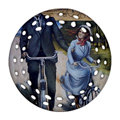 Couple On Bicycle Ornament (Round Filigree)
