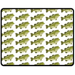Green Small Fish Water Fleece Blanket (medium) 