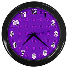 Bold Geometric Purple Circles Wall Clock (black)