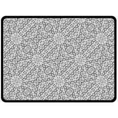 Geometric Grey Print Pattern Fleece Blanket (large) 