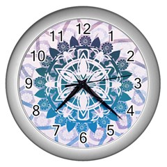 Mandalas Symmetry Meditation Round Wall Clock (silver)