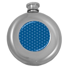 Quebec French Royal Fleur De Lys Elegant Pattern Blue Blue Quebec Fleur De Lys Pattern Blue Round Hip Flask (5 Oz)