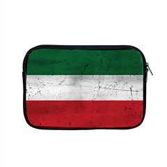 Flag Patriote Quebec Patriot Red Green White Grunge Separatism Apple Macbook Pro 15  Zipper Case by Quebec