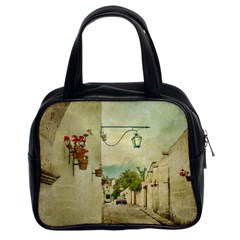 Vintage Grunge Print Arequipa Street, Peru Classic Handbag (two Sides) by dflcprintsclothing