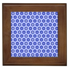 Hexagonal Pattern Unidirectional Blue Framed Tiles