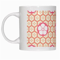 Floral Design Seamless Wallpaper White Mugs