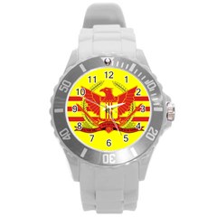 War Flag Of South Vietnam Round Plastic Sport Watch (l) by abbeyz71
