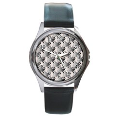 Seamless Tessellation Background Round Metal Watch