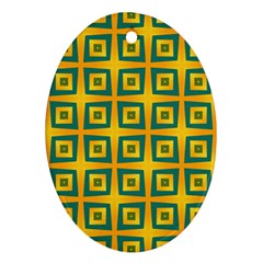 Green Plaid Star Gold Background Ornament (oval)