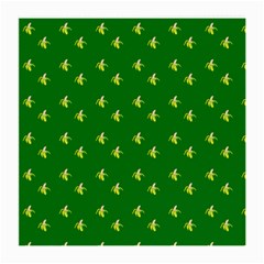 Peeled Banana On Green Medium Glasses Cloth (2 Sides)