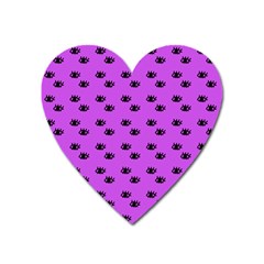 Purple Eyes Heart Magnet by snowwhitegirl