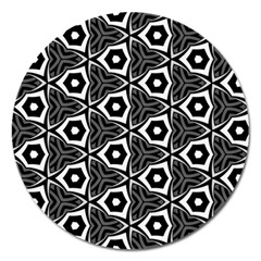 Black White Pattern Magnet 5  (round) by Bajindul
