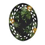 Pineapples pattern Oval Filigree Ornament (Two Sides) Front