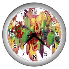 Leaves Autumn Berries Garden Wall Clock (silver)