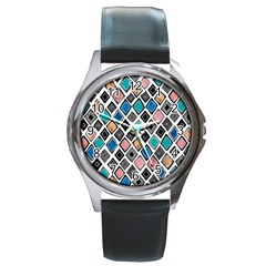 Diamond Shapes Pattern Round Metal Watch