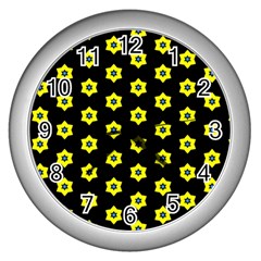 Pattern Yellow Stars Black Background Wall Clock (silver)