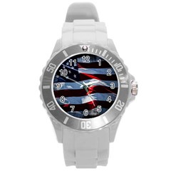 Grunge American Flag Round Plastic Sport Watch (l)