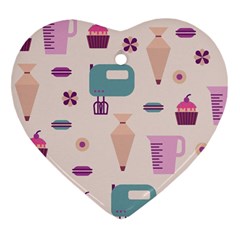 Seamless Bakery Vector Pattern Ornament (heart)