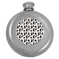 Black Cat Star Christmas Tree Round Hip Flask (5 oz)