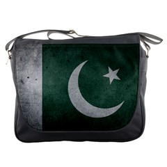 Grunge Pakistan Flag Messenger Bag by trulycreative