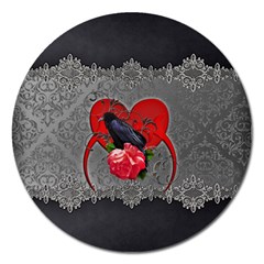 Wonderful Crow On A Heart Magnet 5  (Round)