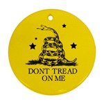 Gadsden Flag Don t tread on me Yellow and Black Pattern with american stars Round Ornament (Two Sides) Front